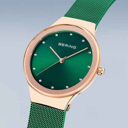Bering Damen Armbanduhr  Classic 34 mm 3 ATM Saphirglas SWAROVSKI ELEMENTS Slim Design Armband Milanaise 12934-868